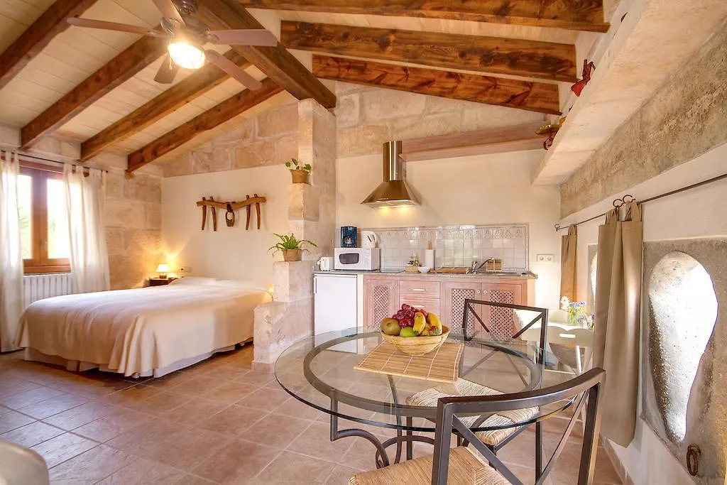 Finca Agroturismo Can Carro 캄포스