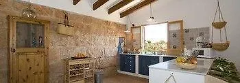 Finca Agroturismo Can Carro 캄포스 컨트리하우스